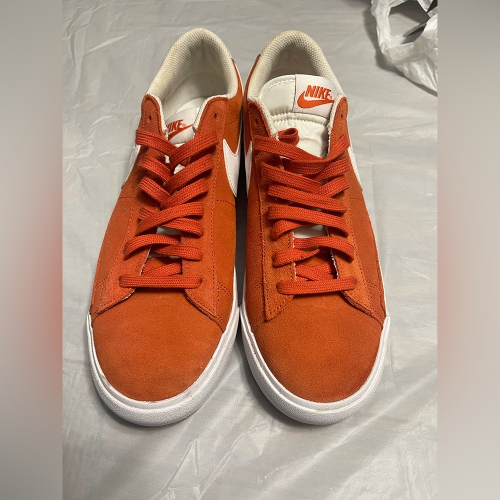 Nike Blazer Low '77 Vintage men's size 9
with no box